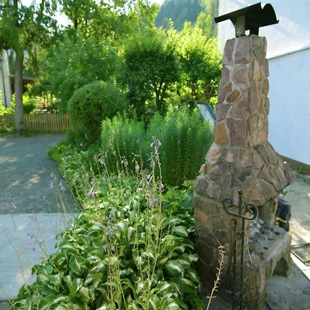 In With Garden Ramsbeck