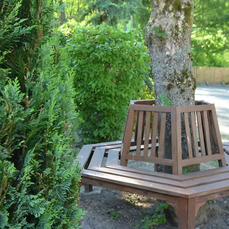 In With Garden Holiday home